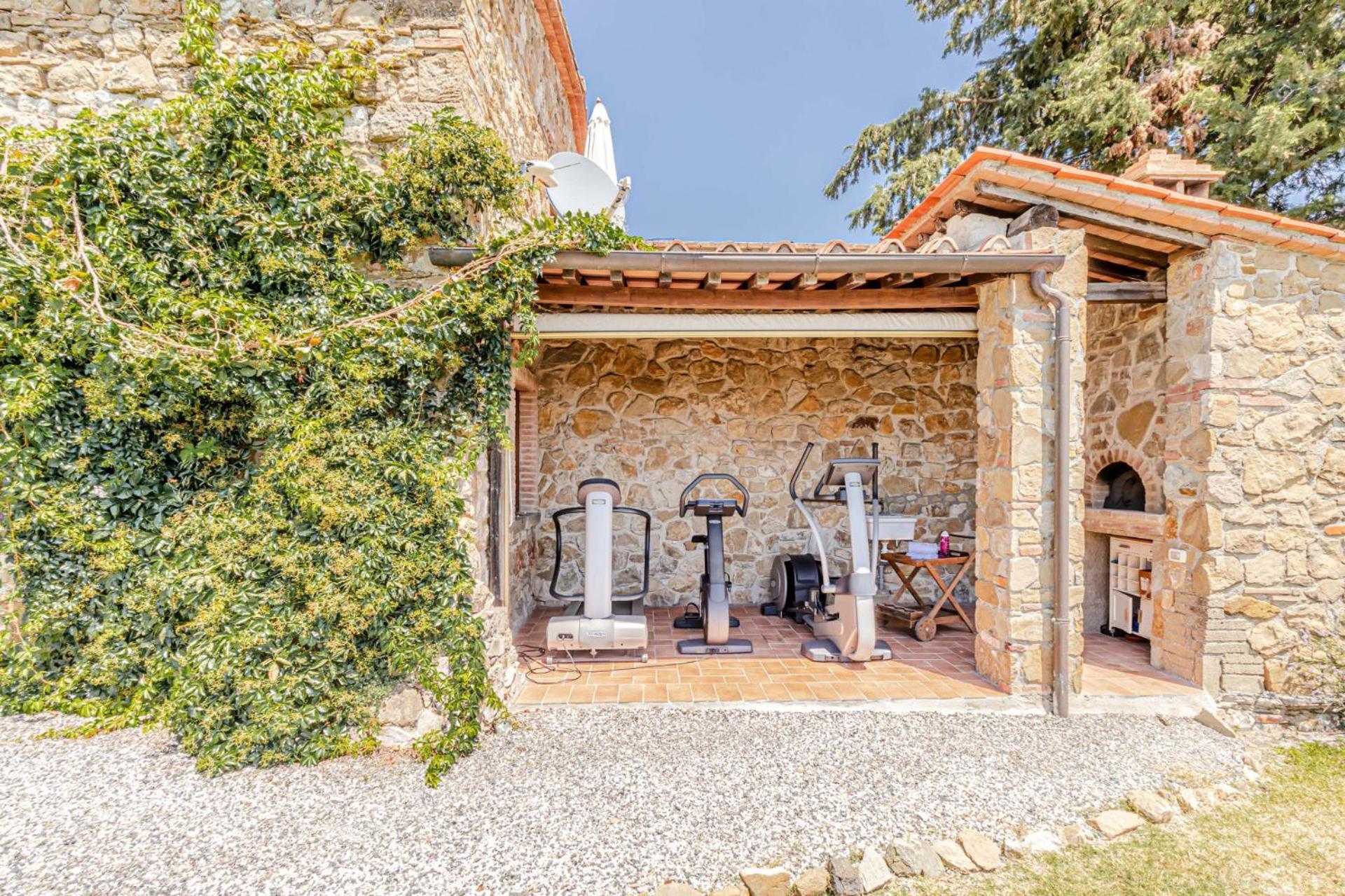 Chateau La Siroque Montecatini Val di Cecina Buitenkant foto